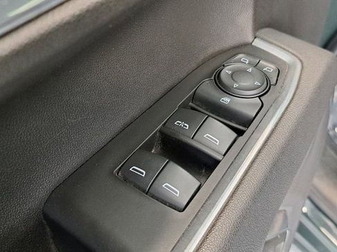 Used 2025 Chevrolet Silverado 1500 LT RWD image 22