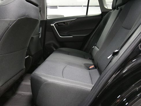 Certified 2025 Toyota RAV4 LE AWD/4WD image 19