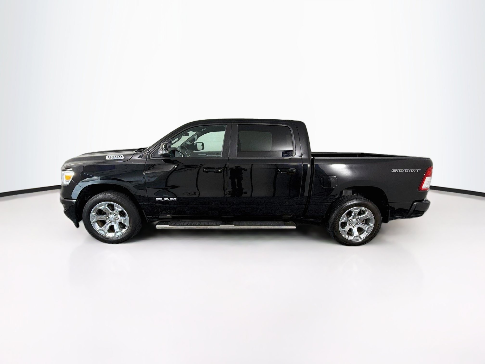 Used 2023 RAM 1500 Big Horn AWD/4WD image 4