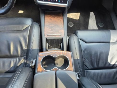 Used 2017 Tesla Model S 75 RWD image 32