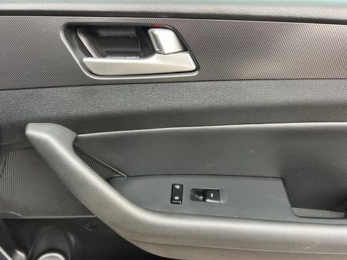 Used 2016 Hyundai Sonata Sport w/ Option Group 1V image 20