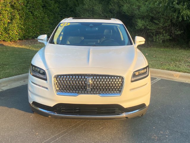 Certified 2023 Lincoln Nautilus Reserve FWD image 2