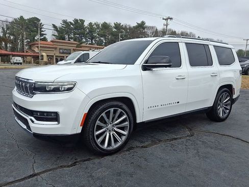 Used 2023 Jeep Grand Wagoneer Series II image 3