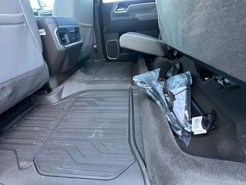 New 2026 GMC Sierra 2500 SLT image 27