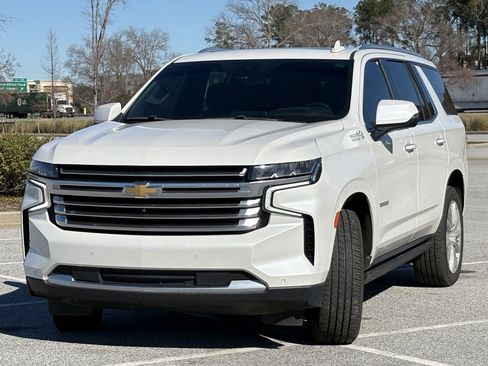 Used 2022 Chevrolet Tahoe High Country w/ Premium Package 2 image 3