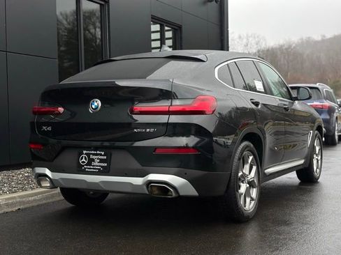 Used 2024 BMW X4 xDrive30i w/ Premium Package AWD/4WD image 8