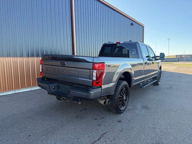 Used 2022 Ford F350 XLT w/ Black Appearance Package AWD/4WD image 6