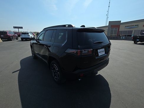 New 2026 Jeep Cherokee Limited AWD/4WD image 7
