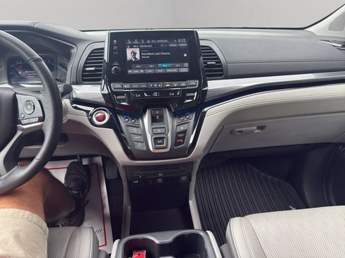 Used 2023 Honda Odyssey Elite image 32