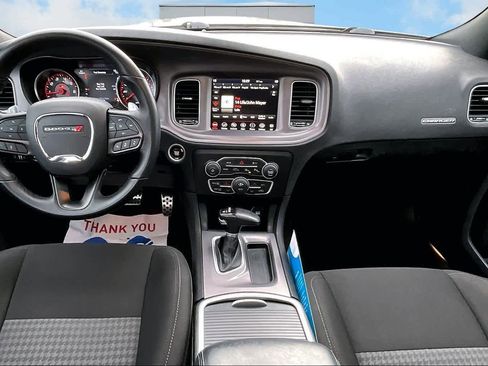 Used 2023 Dodge Charger R/T w/ Technology Group image 10