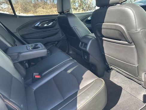 Used 2022 GMC Terrain AT4 w/ Infotainment Package II image 47