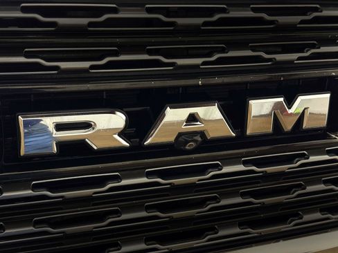 Used 2022 RAM 2500 Limited AWD/4WD image 59