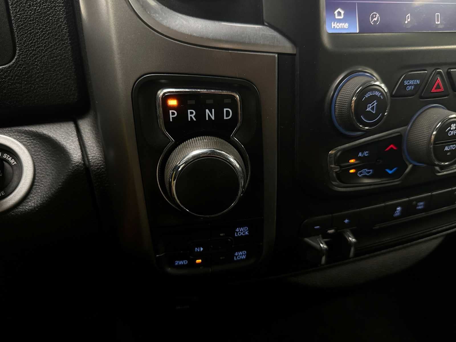 Used 2022 RAM 1500 Classic SLT w/ Electronics Group AWD/4WD image 20