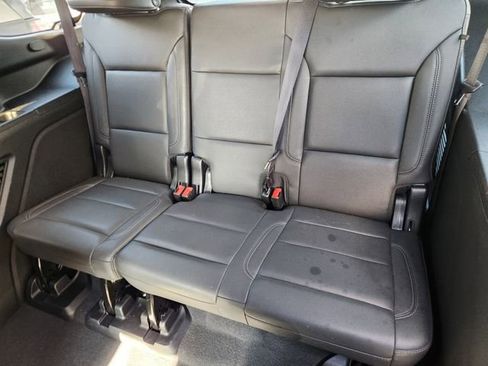 Used 2022 Chevrolet Tahoe Z71 w/ Luxury Package image 29