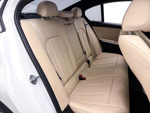 Used 2020 BMW 330i Sedan w/ Convenience Package image 36