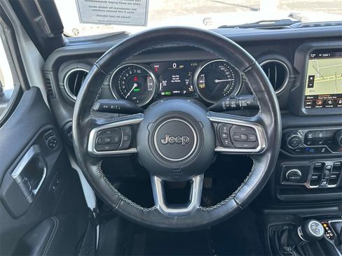 Used 2022 Jeep Wrangler Unlimited Sahara w/ Cold Weather Group image 17