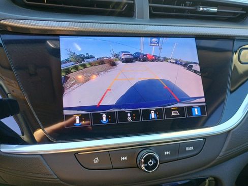 Used 2020 Buick Encore GX Essence w/ Experience Buick Package image 30