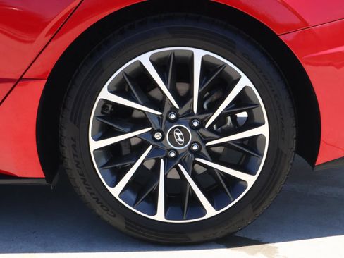 Used 2021 Hyundai Sonata Limited image 8