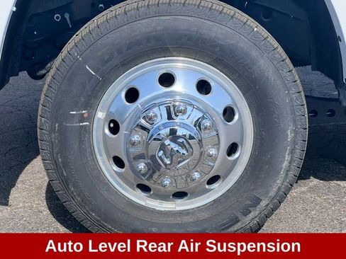 Used 2026 RAM 3500 Limited AWD/4WD image 9