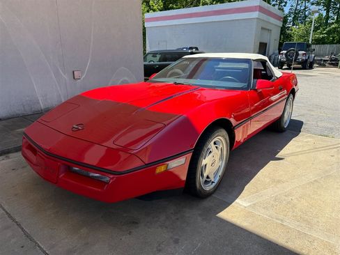 Used 1989 Chevrolet Corvette Convertible RWD image 12