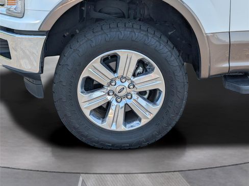 Used 2020 Ford F150 Lariat w/ Equipment Group 502A Luxury AWD/4WD image 34