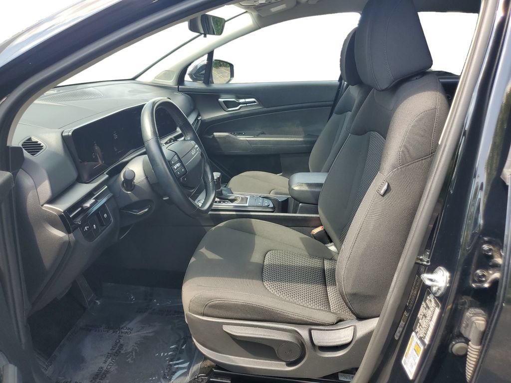 Used 2026 Kia Sportage LX FWD image 20
