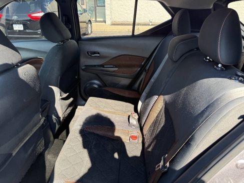 Used 2019 Nissan Kicks SR FWD image 18