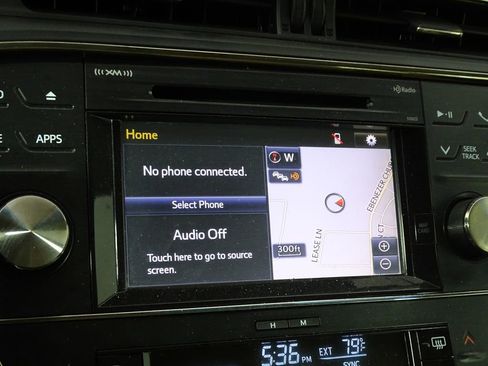 Used 2015 Toyota Avalon XLE Touring image 32