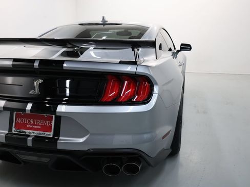 Used 2020 Ford Mustang Shelby GT500 w/ Carbon Fiber Track Pack RWD image 69