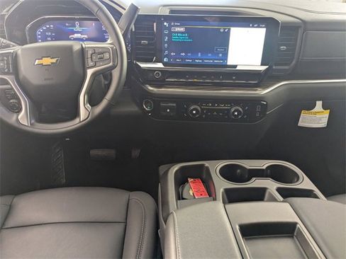 Certified 2025 Chevrolet Silverado 1500 LT w/ Leather Package image 26