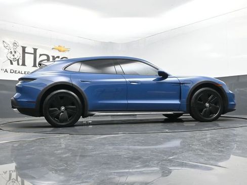 Used 2021 Porsche Taycan 4 Cross Turismo AWD/4WD image 52