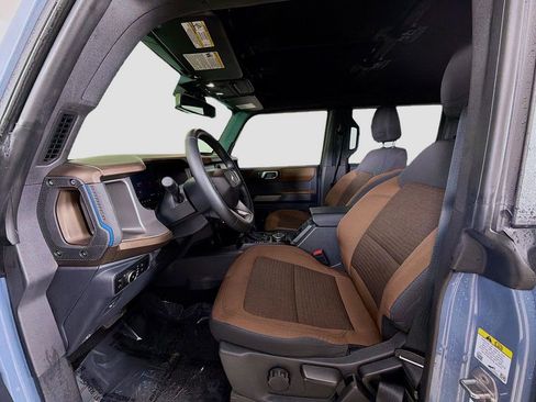 Used 2023 Ford Bronco Outer Banks image 19