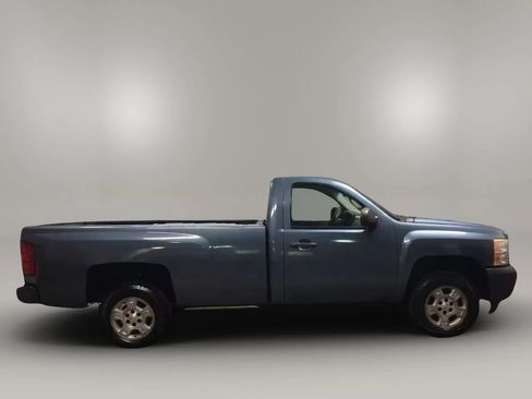 Used 2007 Chevrolet Silverado 1500 W/T image 2