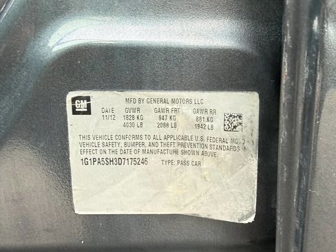 Used 2013 Chevrolet Cruze LS image 10