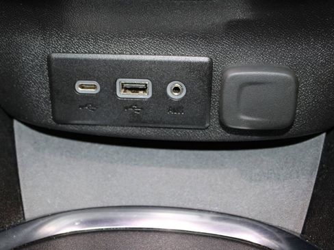 Used 2024 Chevrolet Malibu LT image 42