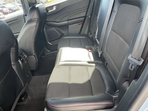 Used 2026 Ford Escape ST-Line AWD/4WD image 21