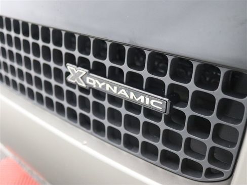 Used 2022 Land Rover Defender 110 X-Dynamic HSE image 9