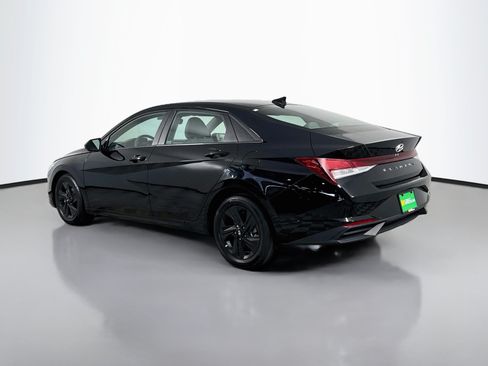 Used 2021 Hyundai Elantra SEL w/ Convenience Package FWD image 7