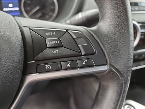 Used 2020 Nissan Sentra S image 17