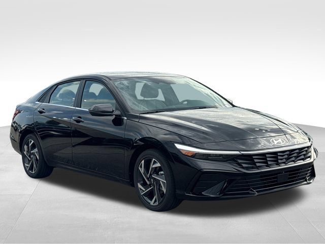 New 2026 Hyundai Elantra Limited FWD image 7