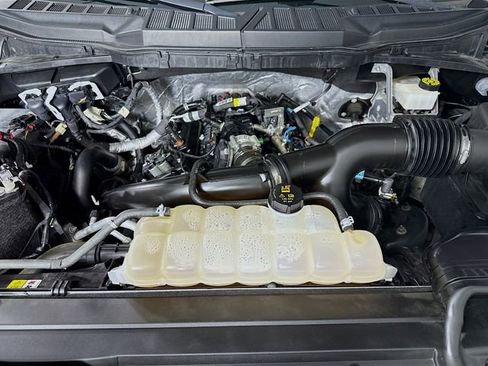 Used 2022 Ford F150 XLT w/ Equipment Group 302A High image 28