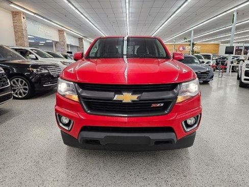 Used 2019 Chevrolet Colorado Z71 AWD/4WD image 3