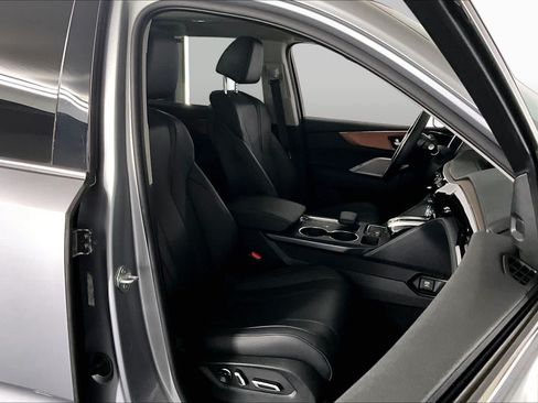 Used 2022 Acura MDX SH-AWD image 8