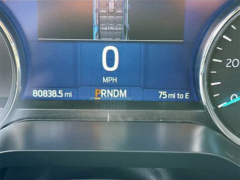 Used 2022 Ford Expedition XLT image 13