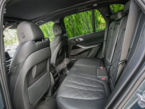 Used 2024 BMW X5 xDrive40i AWD/4WD image 8