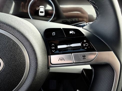 New 2026 Hyundai Elantra Limited image 14