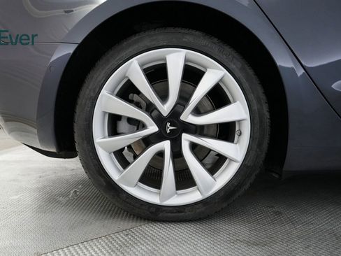 Used 2019 Tesla Model 3 Standard Range Plus image 18