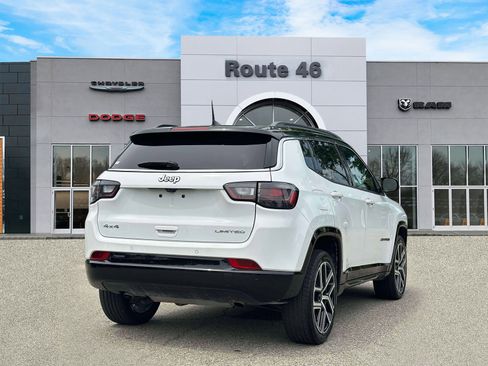Used 2025 Jeep Compass Limited w/ Elite Group AWD/4WD image 5