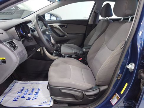 Used 2015 Hyundai Elantra SE FWD image 10