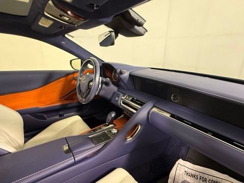 Used 2018 Lexus LC 500 Coupe w/ Touring Package RWD image 28